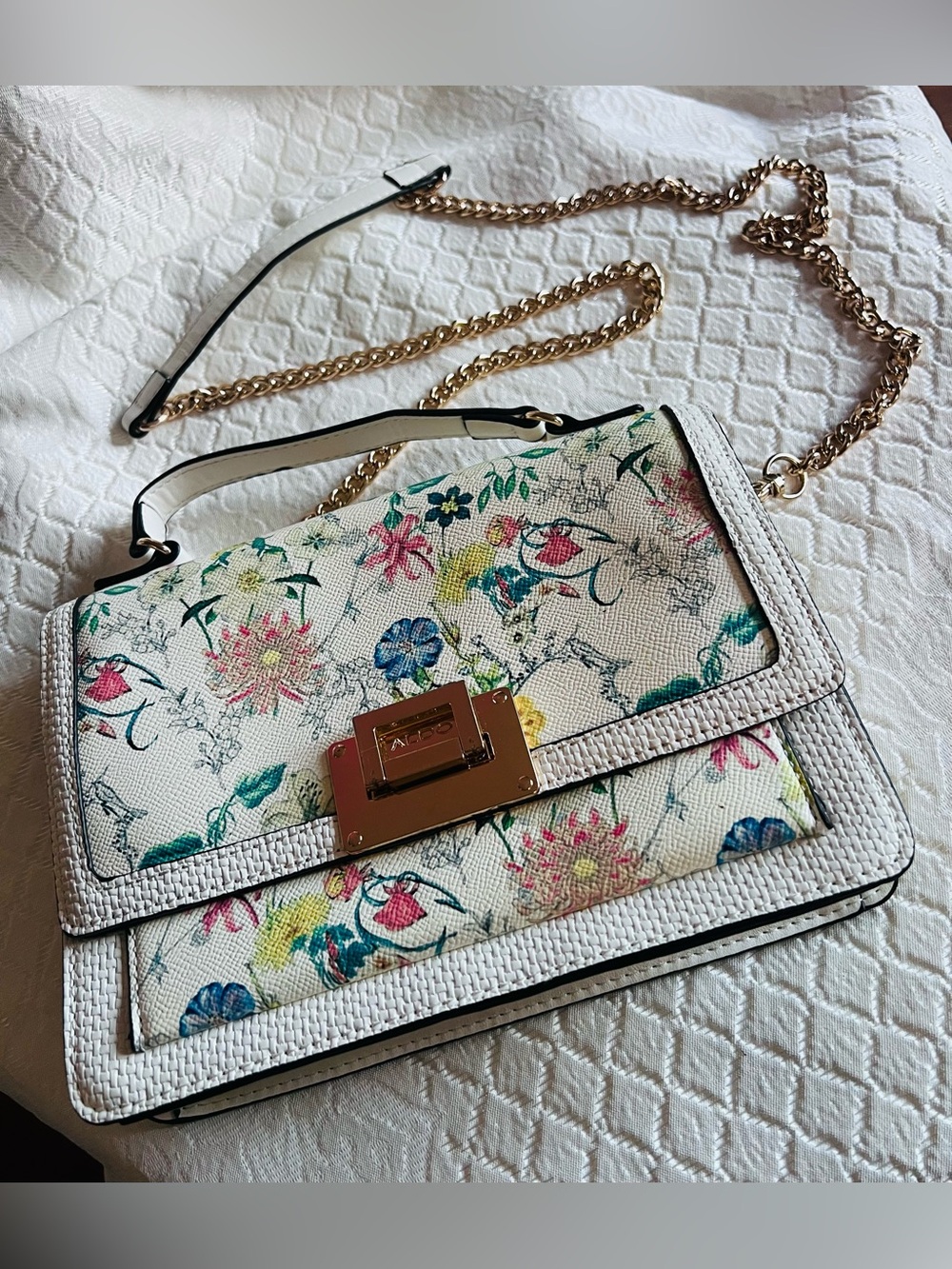 Aldo White Floral Crossbody Bag with Gold Chain